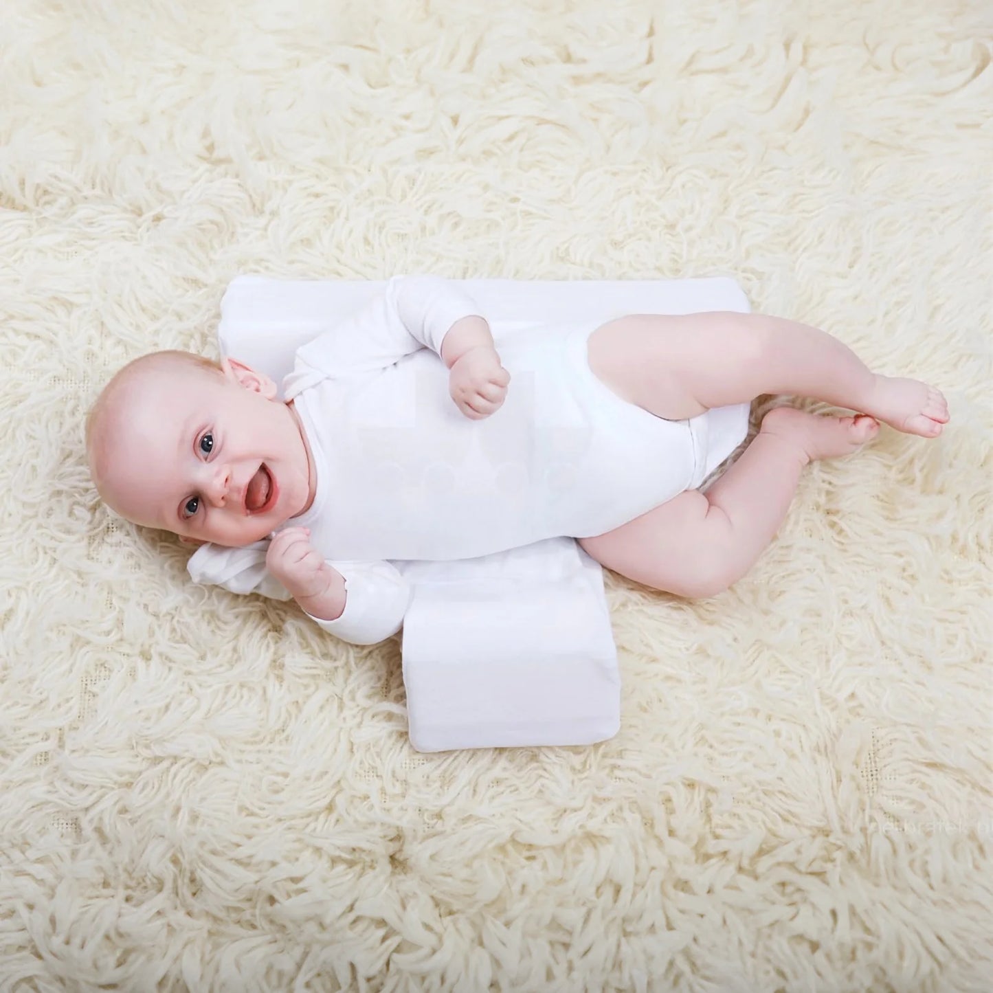 Baby Side Sleeping Pillow – Anti-Roll, Head Support & Waist Protection Cushion
